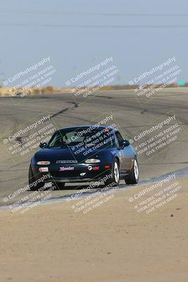 media/Oct-29-2022-CalClub SCCA (Sat) [[e05833b2e9]]/Race Group 3/Qualifying (Outside Grapevine)/